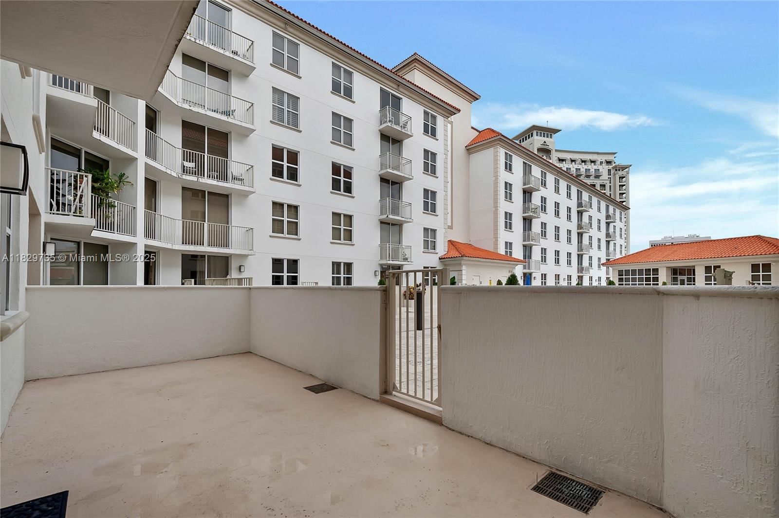Real estate property located at 2030 Douglas Rd #417, Miami-dade, The Minorca Condo, Coral Gables, FL