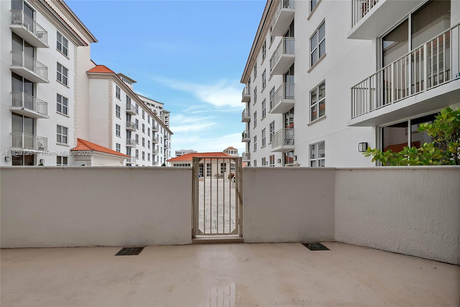 Real estate property located at 2030 Douglas Rd #417, Miami-dade, The Minorca Condo, Coral Gables, FL