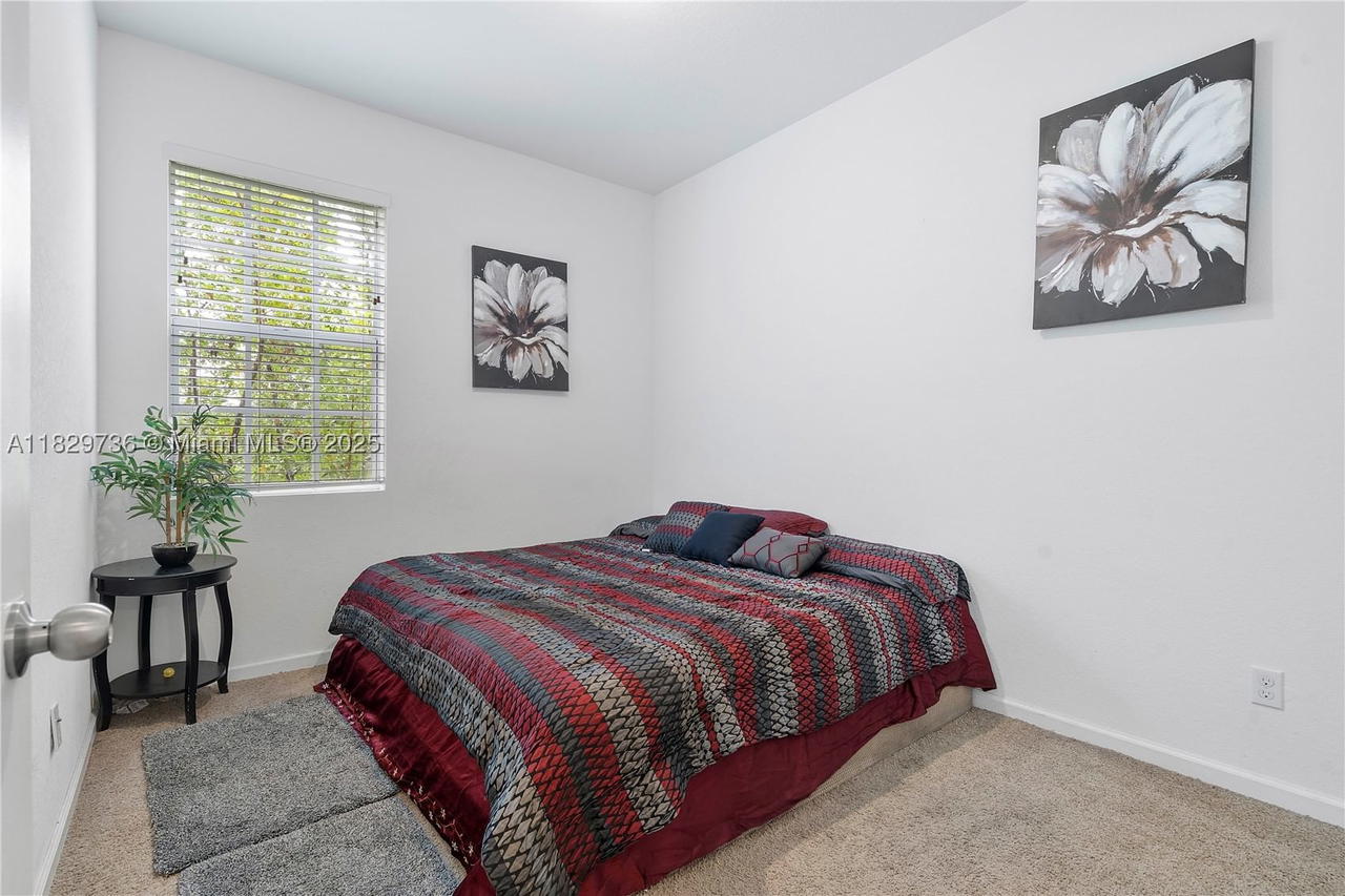 Real estate property located at 1128 40th Ter, Broward, Cricket Club, Lauderhill, FL