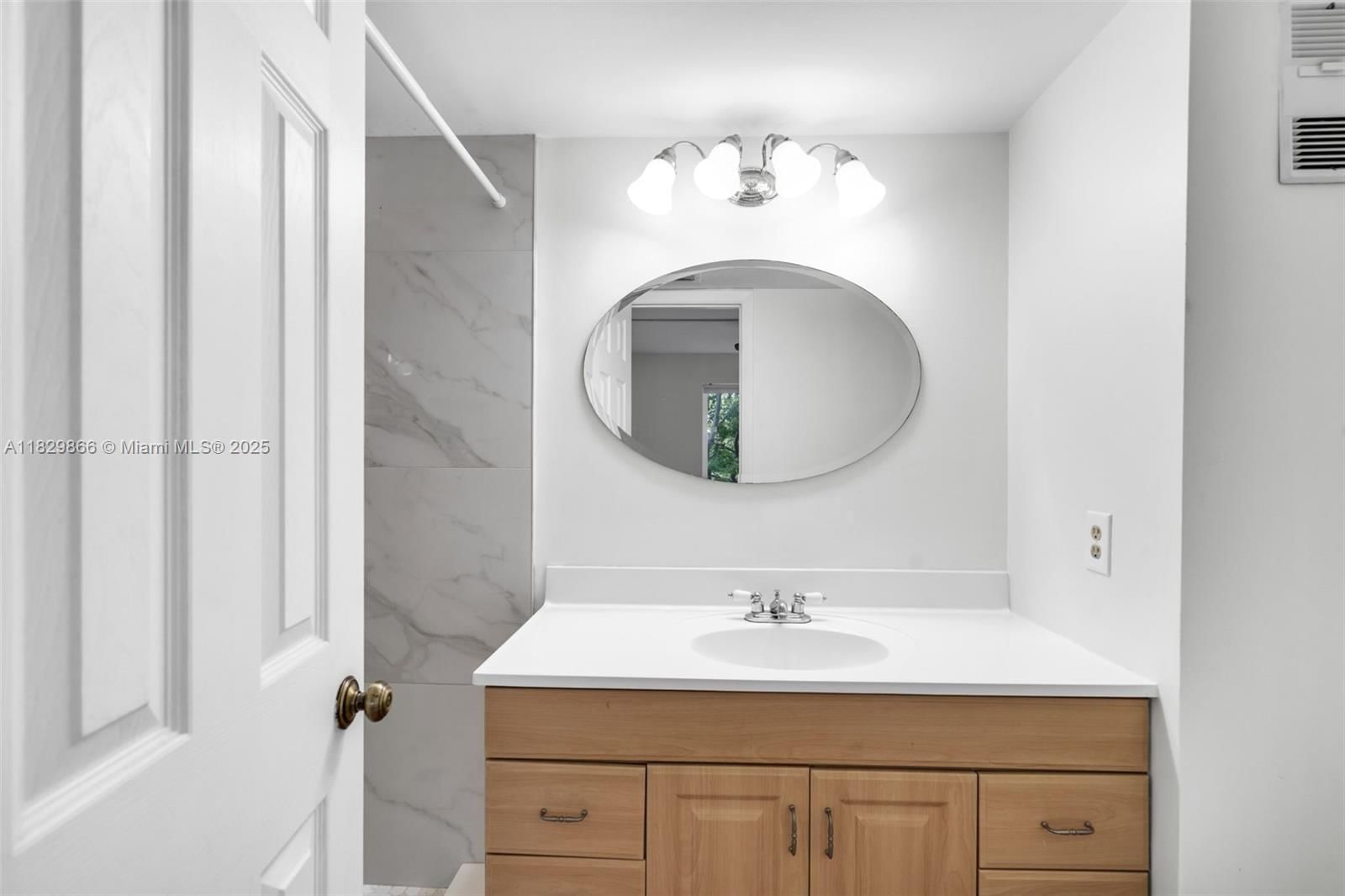 Real estate property located at 2106 Cypress Bend Dr #203, Broward, Cypress Bend Iv-11 Condo, Pompano Beach, FL
