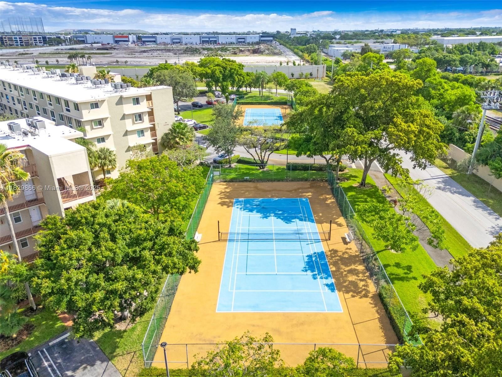 Real estate property located at 2106 Cypress Bend Dr #203, Broward, Cypress Bend Iv-11 Condo, Pompano Beach, FL