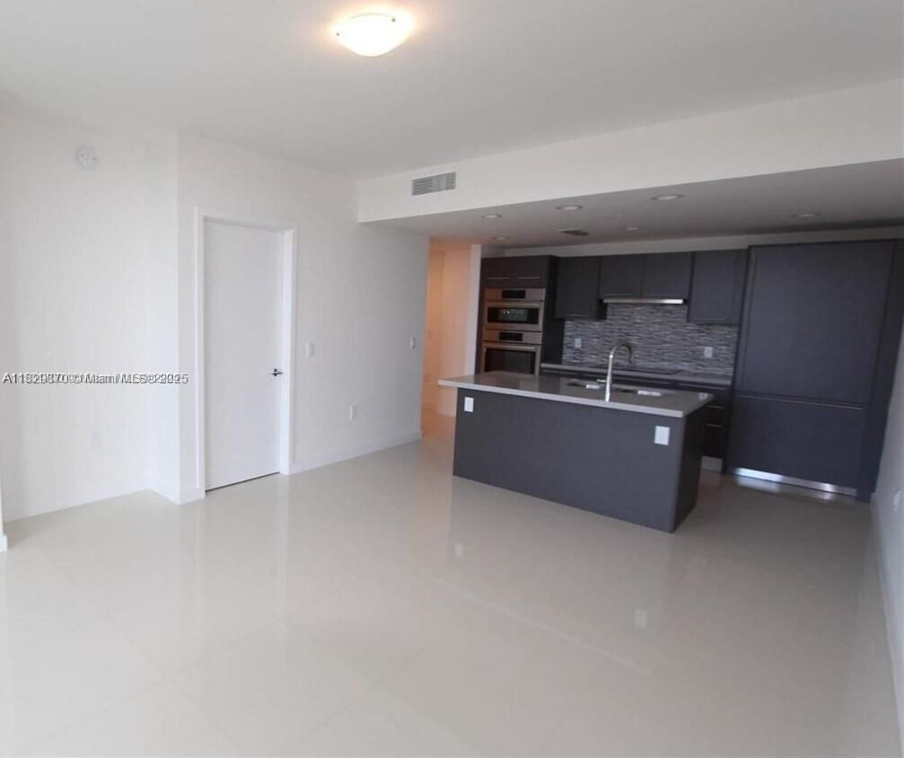 Real estate property located at , Miami-dade, Midtown Doral Condo 4, Doral, FL