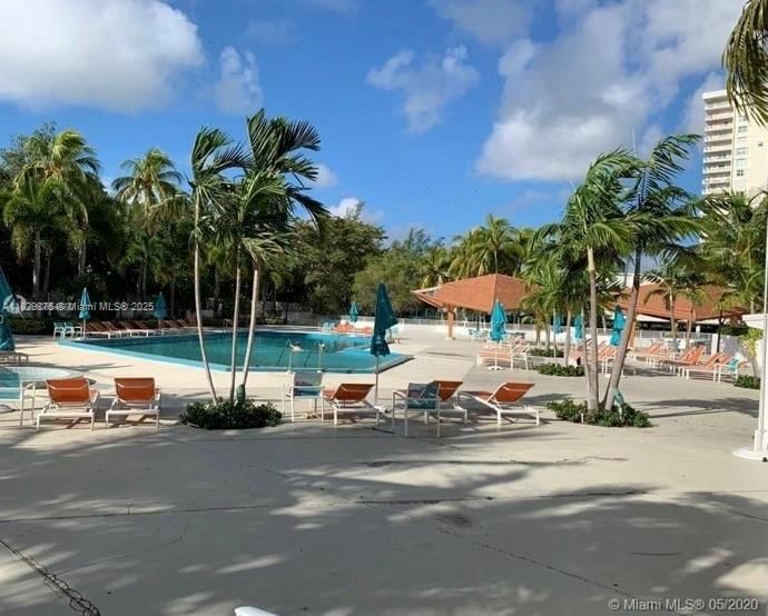 Real estate property located at 100 Bayview Dr #1405, Miami-dade, Arlen House East Condo, Sunny Isles Beach, FL