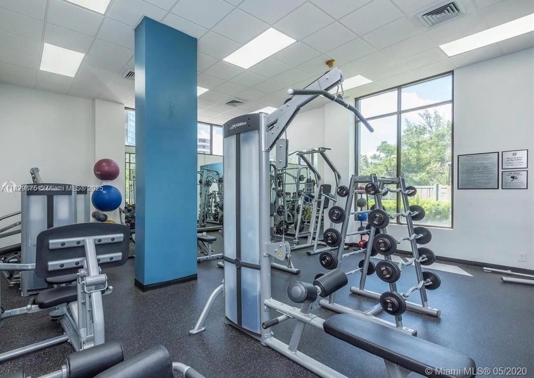Real estate property located at 100 Bayview Dr #1405, Miami-dade, Arlen House East Condo, Sunny Isles Beach, FL