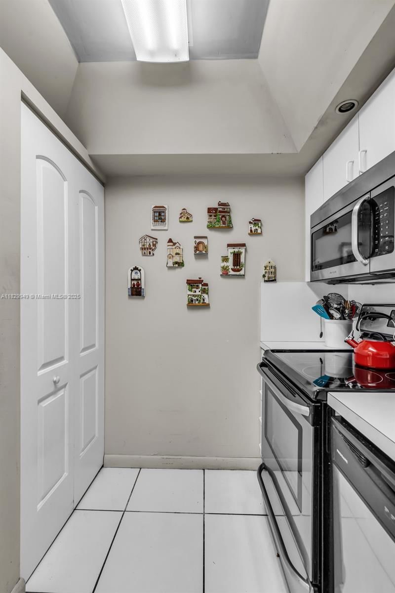 Real estate property located at 1345 Lincoln Rd #1005, Miami-dade, Bayview Condo, Miami Beach, FL