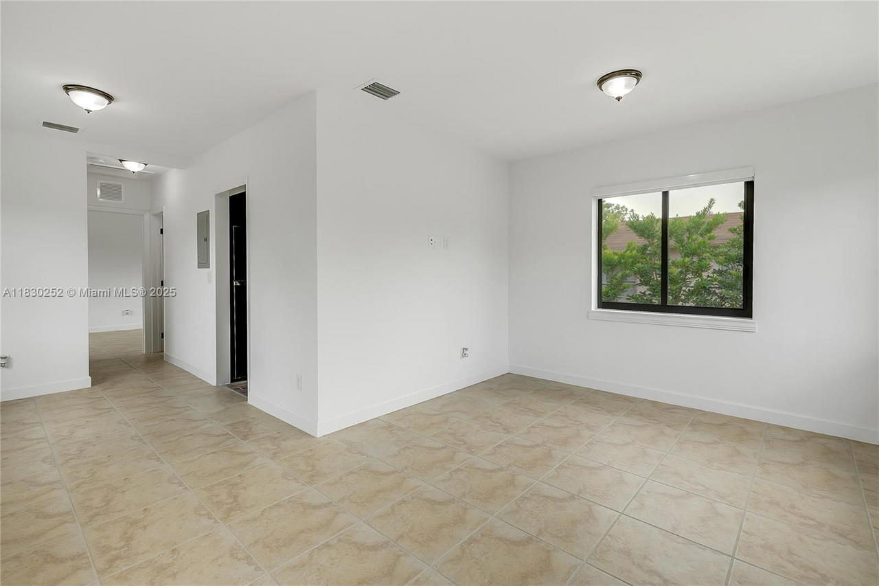 Real estate property located at 36 52nd St, Miami-dade, Railway Shops Addn 2nd Am, Miami, FL