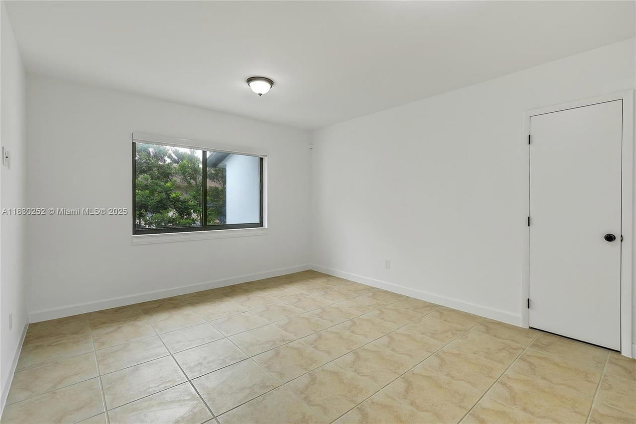 Real estate property located at 36 52nd St, Miami-dade, Railway Shops Addn 2nd Am, Miami, FL
