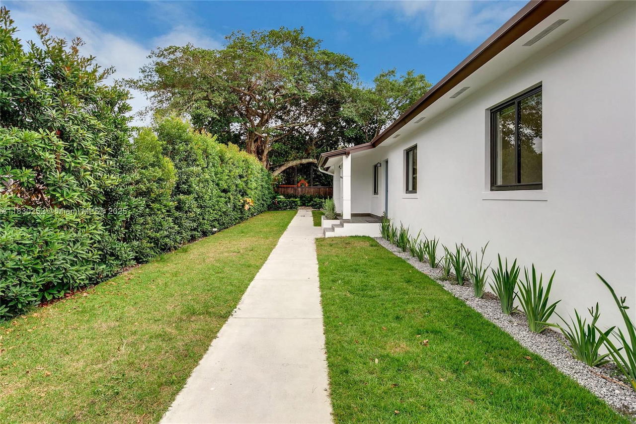 Real estate property located at 36 52nd St, Miami-dade, Railway Shops Addn 2nd Am, Miami, FL