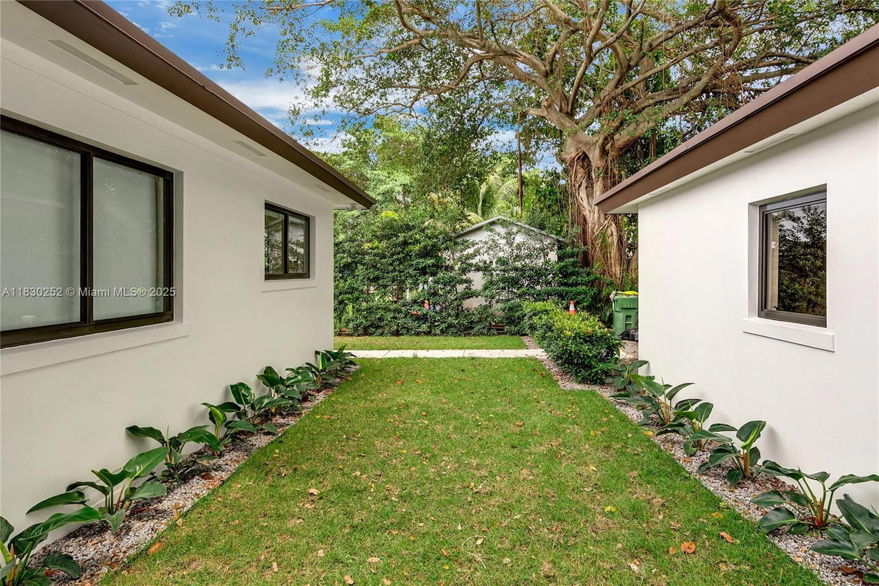 Real estate property located at 36 52nd St, Miami-dade, Railway Shops Addn 2nd Am, Miami, FL