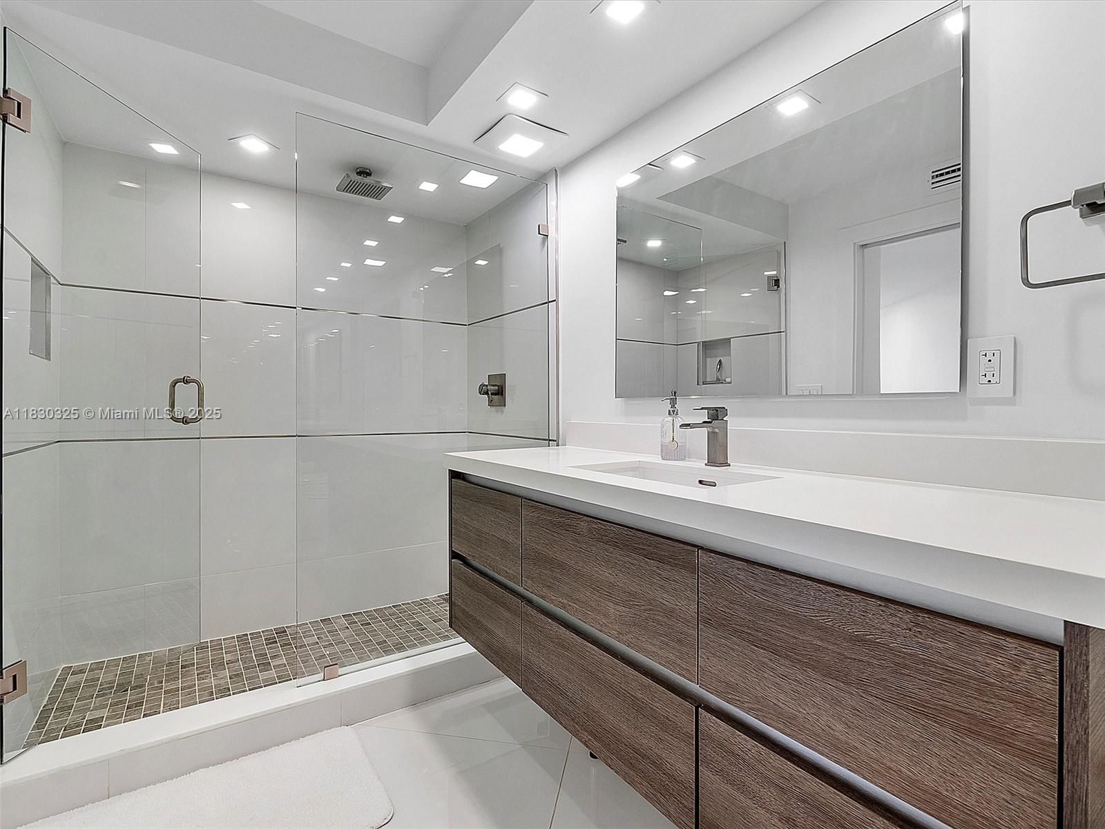 Real estate property located at 550 Ocean Blvd #1509, Palm Beach, Chalfonte Condo, Boca Raton, FL