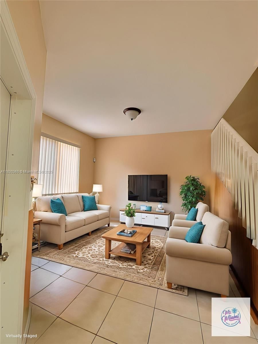 Real estate property located at 10653 8th St #2407, Broward, Hampton Isles Condo, Pembroke Pines, FL
