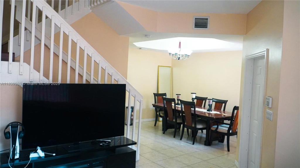 Real estate property located at 10653 8th St #2407, Broward, Hampton Isles Condo, Pembroke Pines, FL