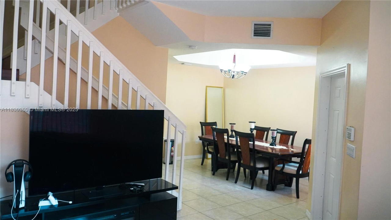 Real estate property located at 10653 8th St #2407, Broward, Hampton Isles Condo, Pembroke Pines, FL