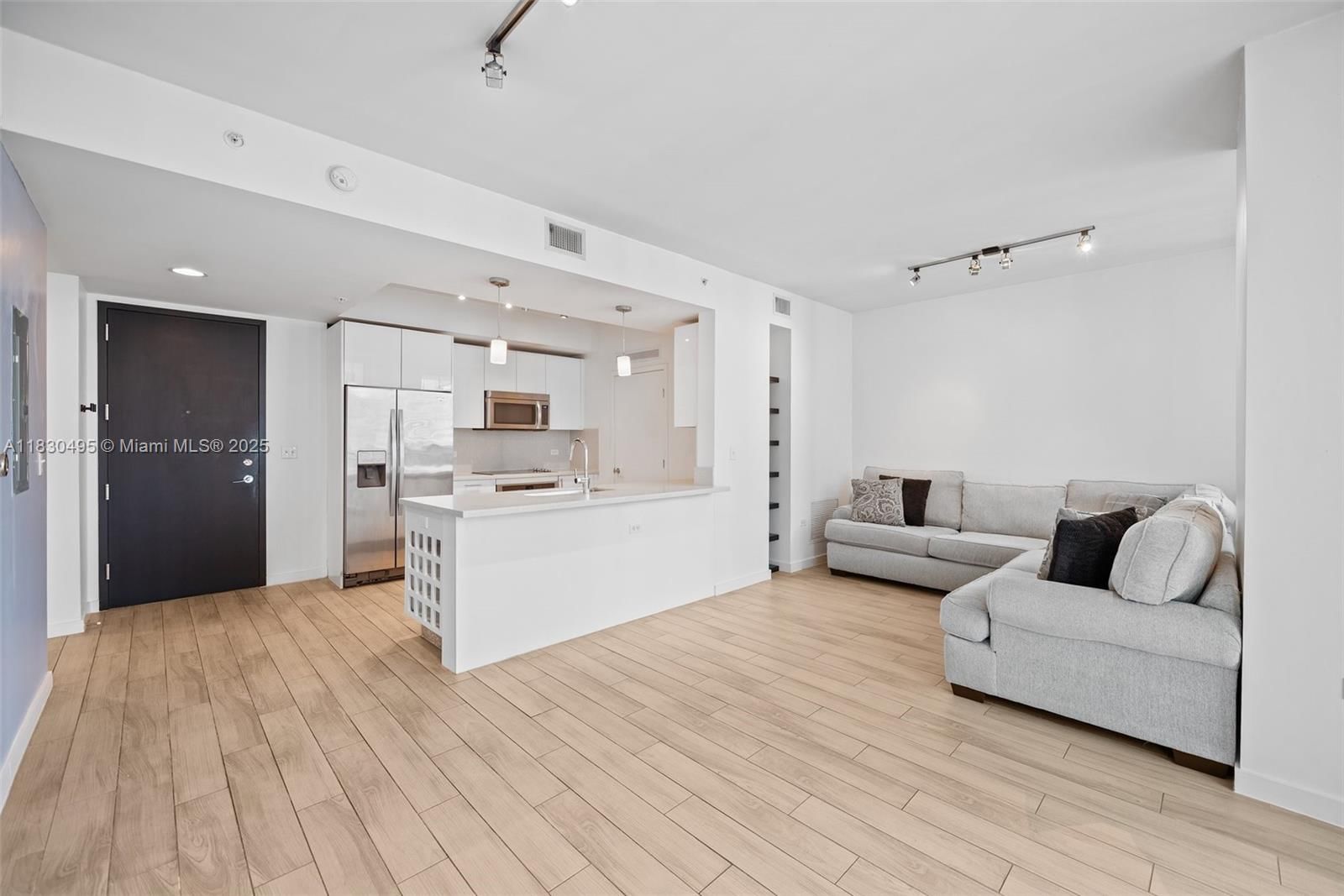 Real estate property located at 999 1st Ave #1615, Miami-dade, Nine At Mary Brickell Vil, Miami, FL