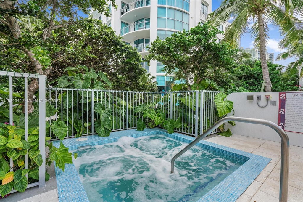 Real estate property located at 110 Washington Ave #1608, Miami-dade, N/a, Miami Beach, FL