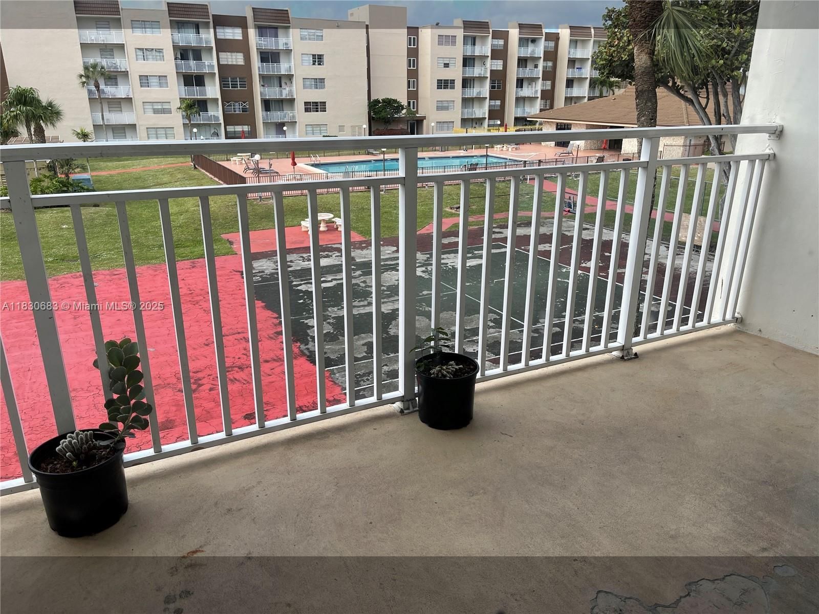 Real estate property located at 6940 Miami Gardens Dr #1-329, Miami-dade, Coral Gate East Condo, Hialeah, FL