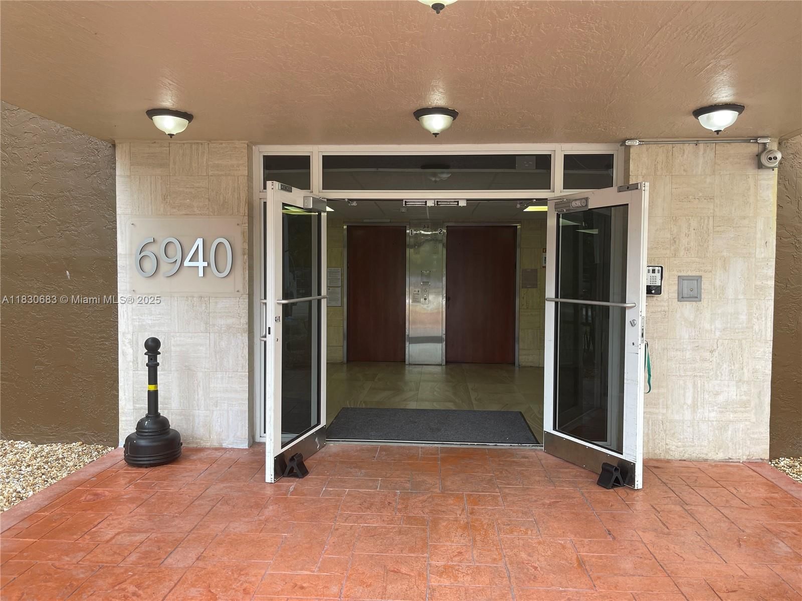 Real estate property located at 6940 Miami Gardens Dr #1-329, Miami-dade, Coral Gate East Condo, Hialeah, FL