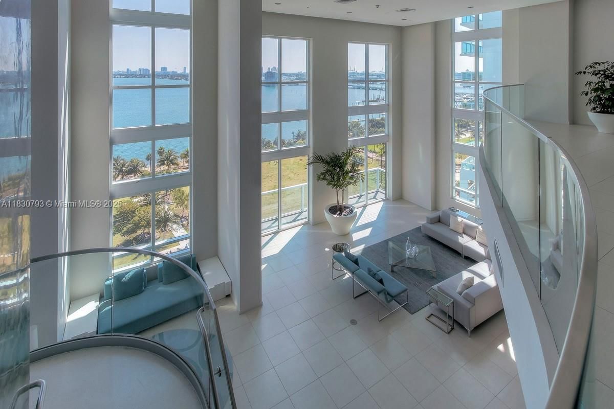 Real estate property located at 1900 Bayshore Dr #3804, Miami-dade, Quantum On The Bay Condo, Miami, FL