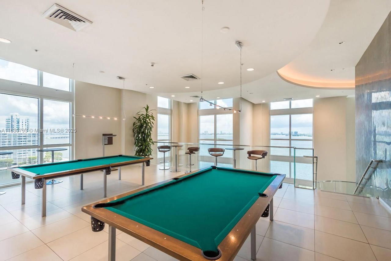 Real estate property located at 1900 Bayshore Dr #3804, Miami-dade, Quantum On The Bay Condo, Miami, FL