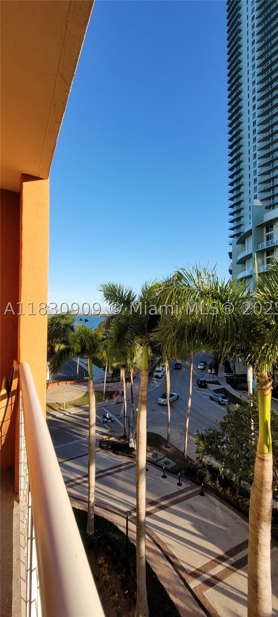 Real estate property located at 2000 Bayshore Dr #509, Miami-dade, Cite Condo, Miami, FL