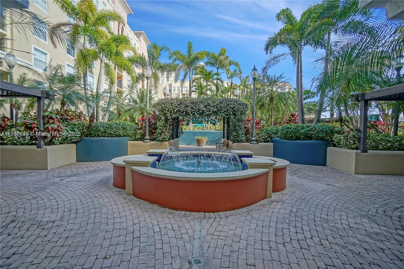 Real estate property located at 520 5th Ave #1707, Broward, Las Olas By The River Con, Fort Lauderdale, FL
