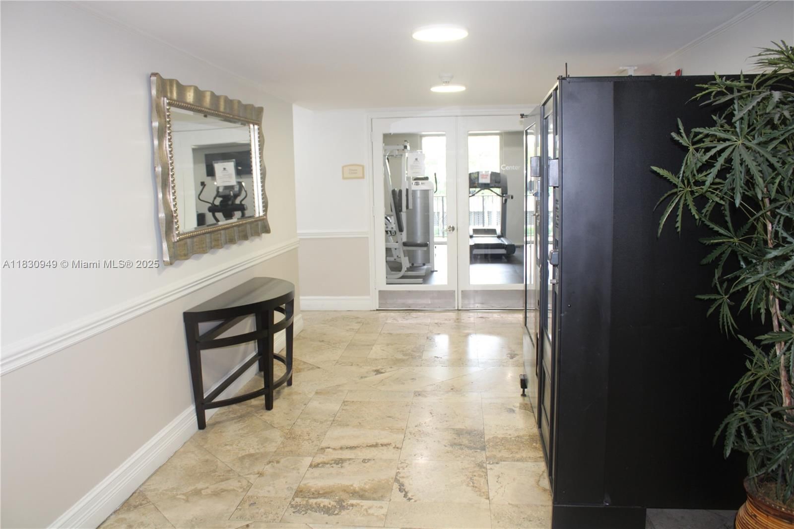 Real estate property located at 520 5th Ave #1707, Broward, Las Olas By The River Con, Fort Lauderdale, FL