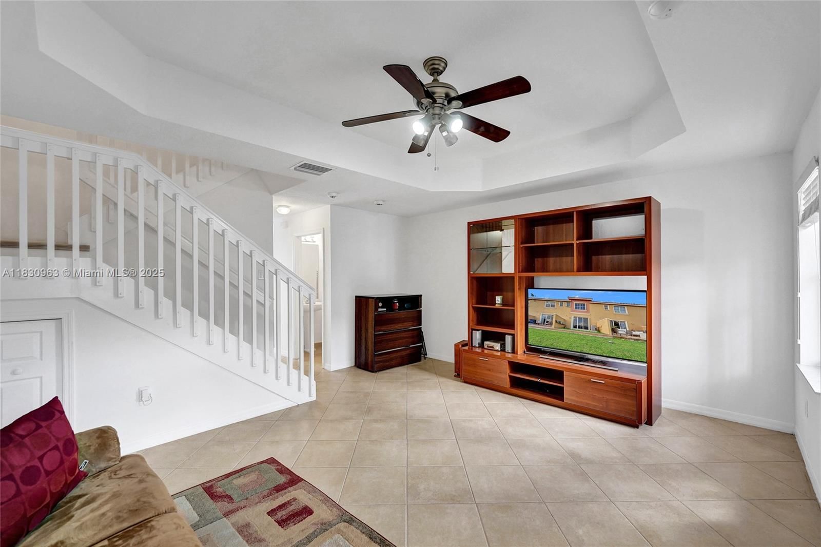 Real estate property located at 10607 6th St #1006, Broward, Hampton Isles Condo, Pembroke Pines, FL