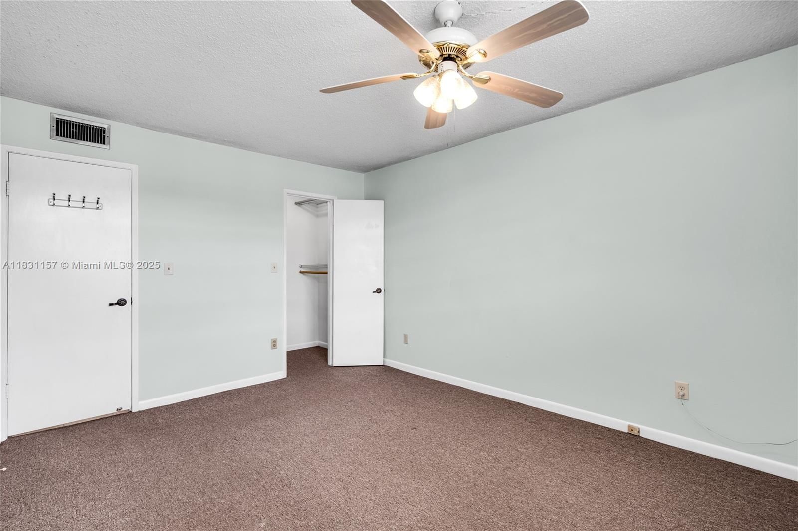 Real estate property located at 8895 Fontainebleau Blvd #301, Miami-dade, Pineside Condo No 1, Miami, FL