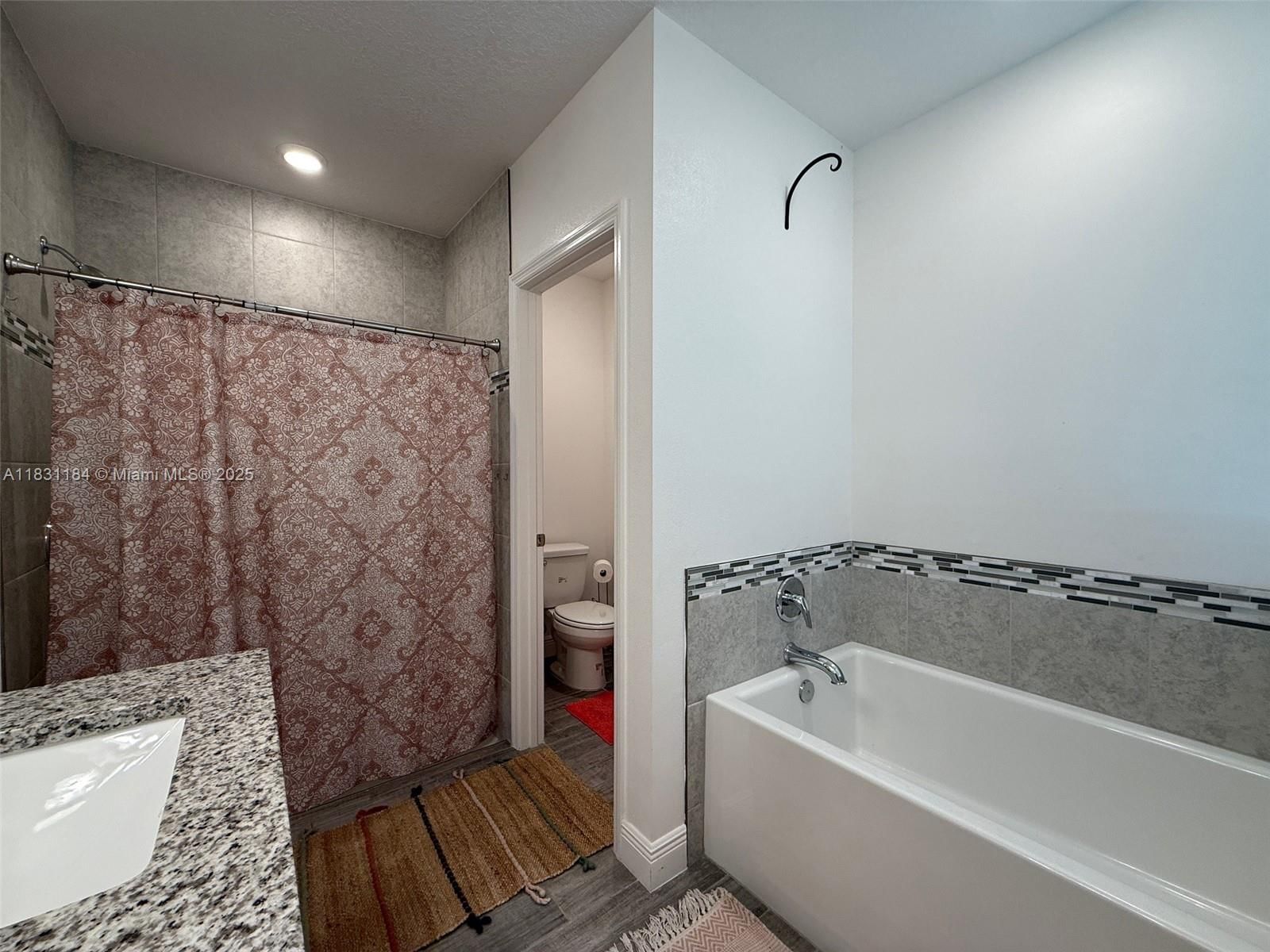 Real estate property located at 1002 College Park Rd, St Lucie, Port St Lucie Section 41, Port St Lucie, FL