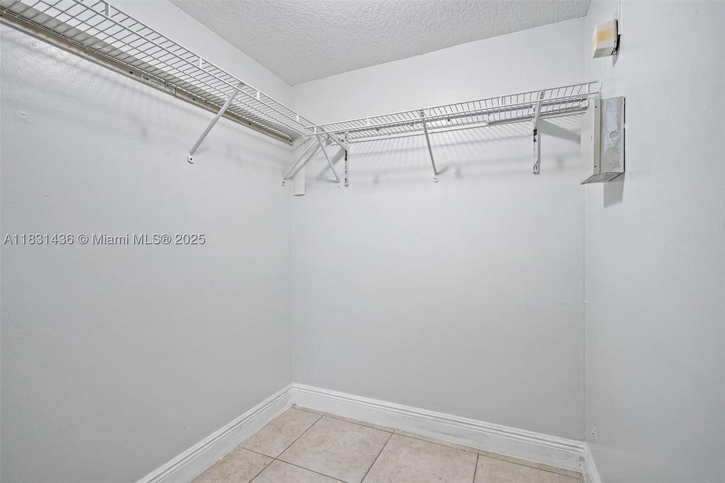 Real estate property located at 980 33rd Ter #104, Miami-dade, Monterey At Malibu Bay Co, Homestead, FL