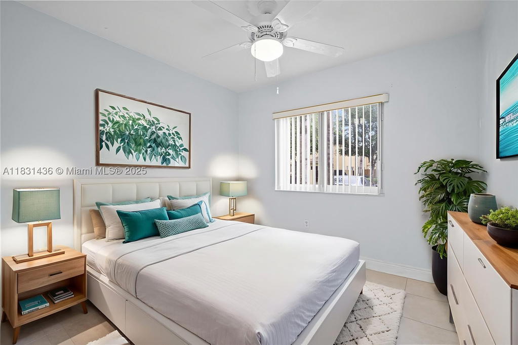 Real estate property located at 980 33rd Ter #104, Miami-dade, Monterey At Malibu Bay Co, Homestead, FL