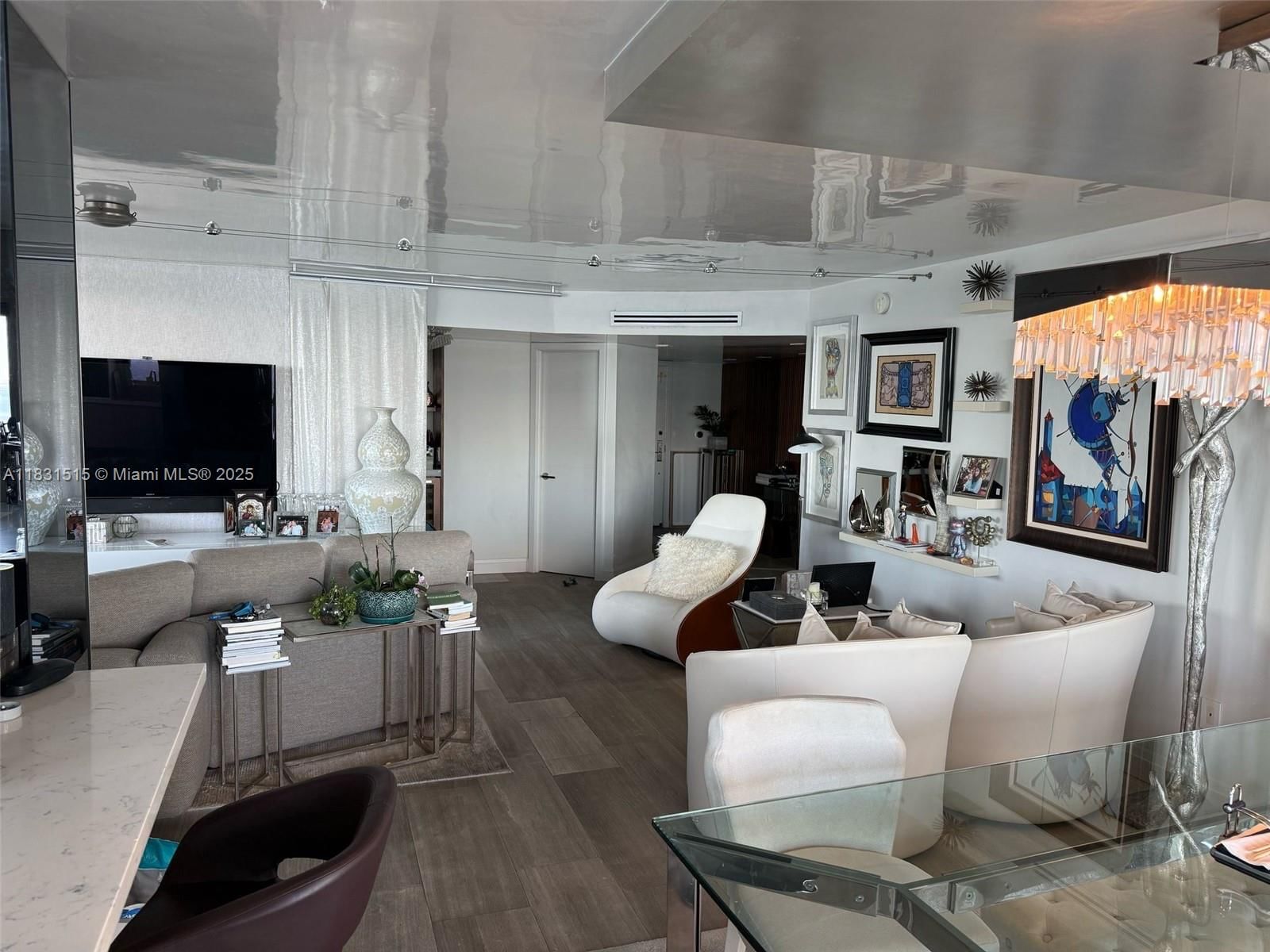 Real estate property located at 2333 Brickell Ave #901, Miami-dade, Brickell Bay Club Condo, Miami, FL