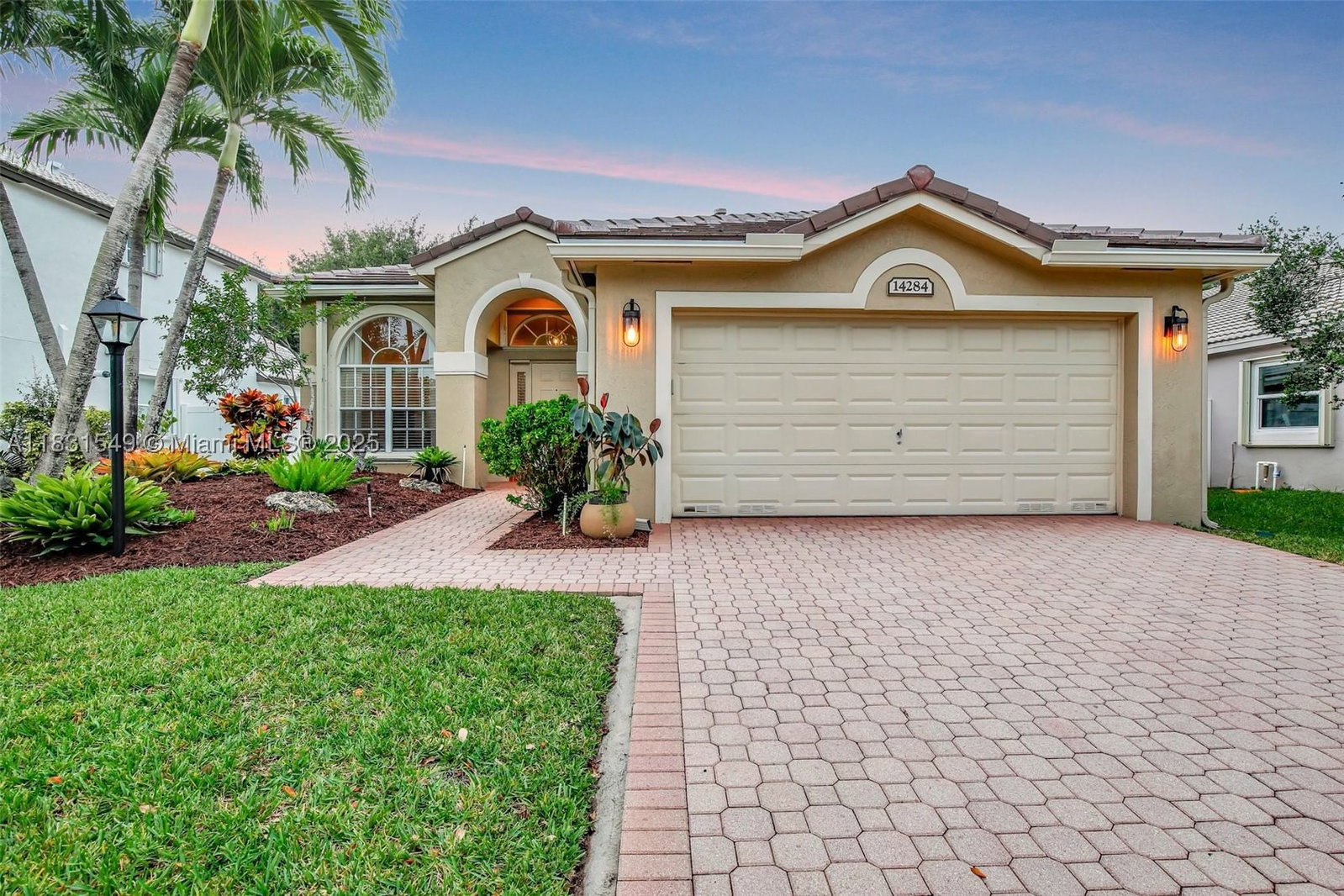 Real estate property located at 14284 22nd St, Broward, Pembroke Falls Phase 7, Pembroke Pines, FL