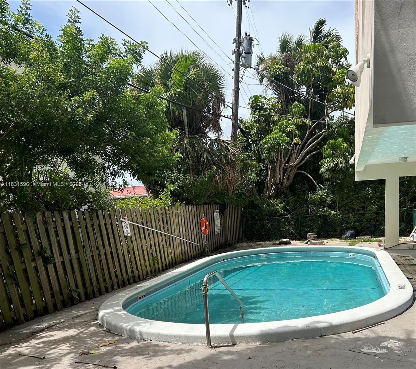 Real estate property located at 1020 94th St #202, Miami-dade, Chatillon Hall Condominiu, Bay Harbor Islands, FL