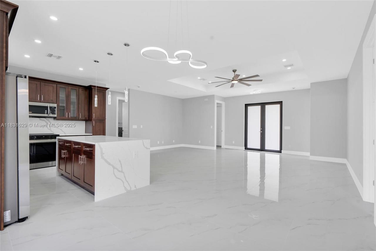 Real estate property located at 2505 40TH, Lee, Lehigh Acres, Lehigh Acres, FL