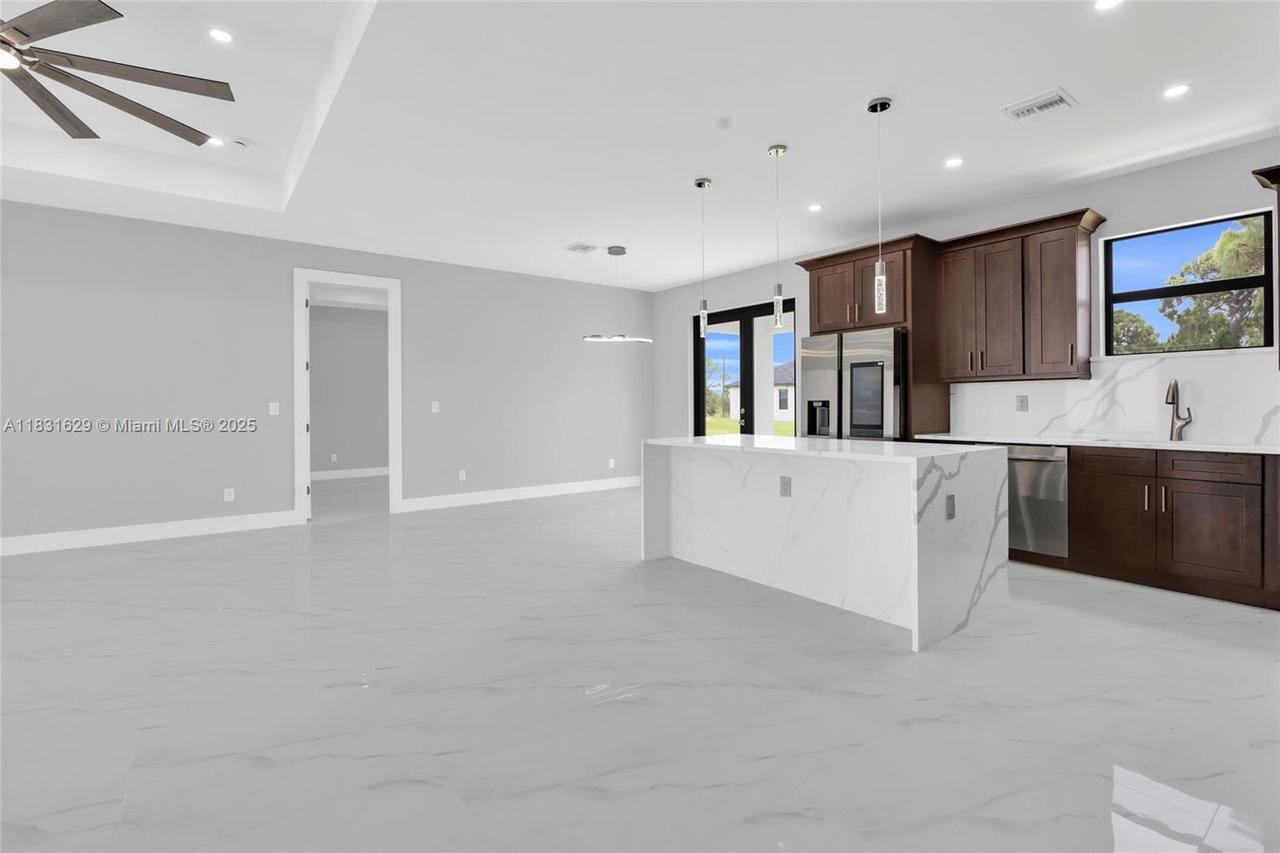 Real estate property located at 2505 40TH, Lee, Lehigh Acres, Lehigh Acres, FL