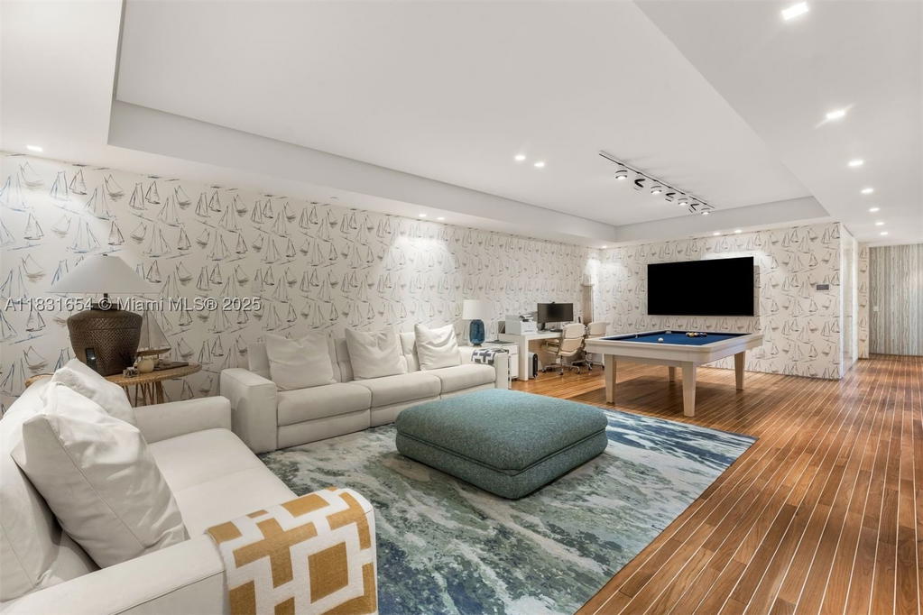 Real estate property located at 9349 Collins Ave #1101, Miami-dade, Altos Del Mar No. 5, Surfside, FL