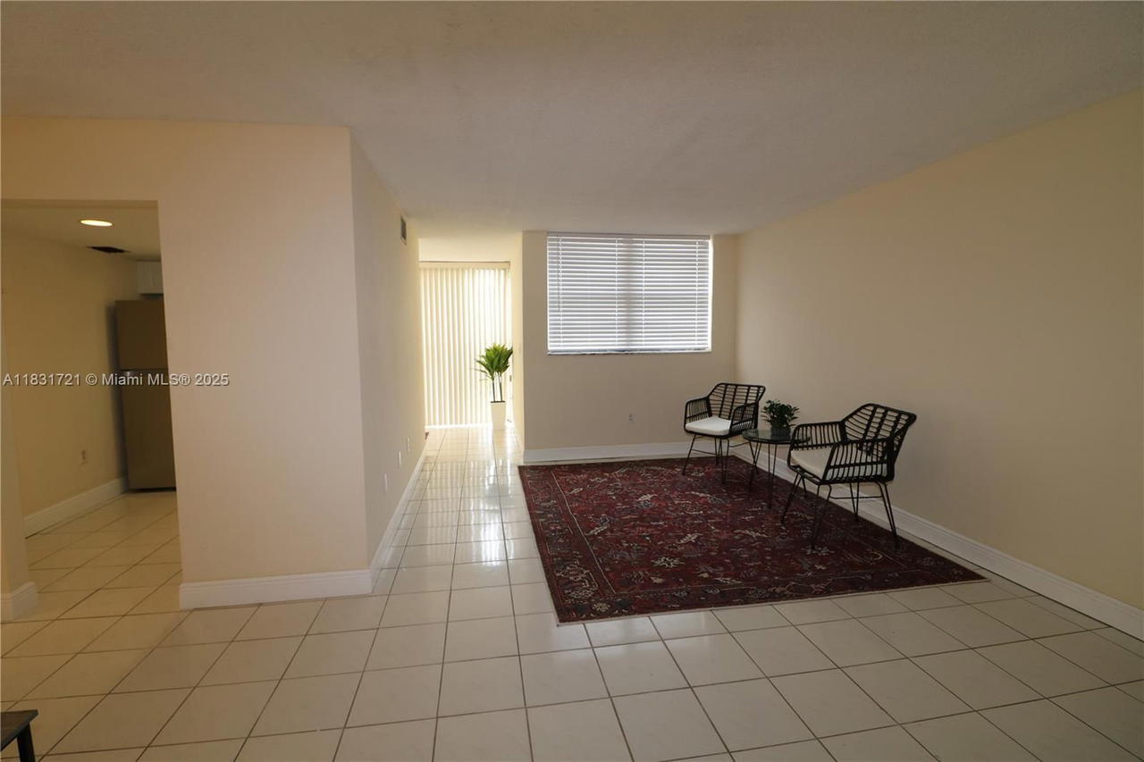 Real estate property located at 9410 Flagler St #101-1, Miami-dade, Versialles Gardens Ii Con, Miami, FL