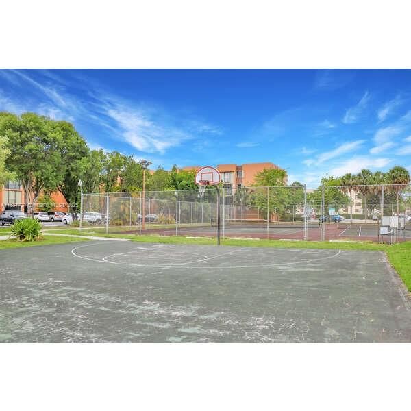 Real estate property located at 9410 Flagler St #101-1, Miami-dade, Versialles Gardens Ii Con, Miami, FL
