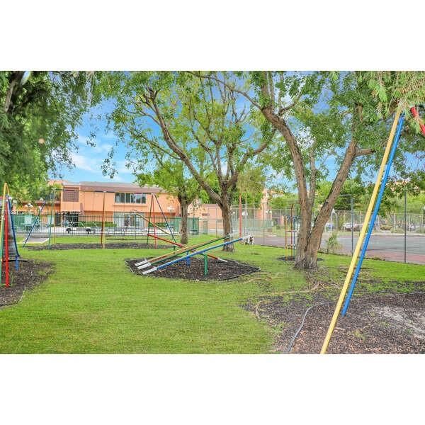 Real estate property located at 9410 Flagler St #101-1, Miami-dade, Versialles Gardens Ii Con, Miami, FL