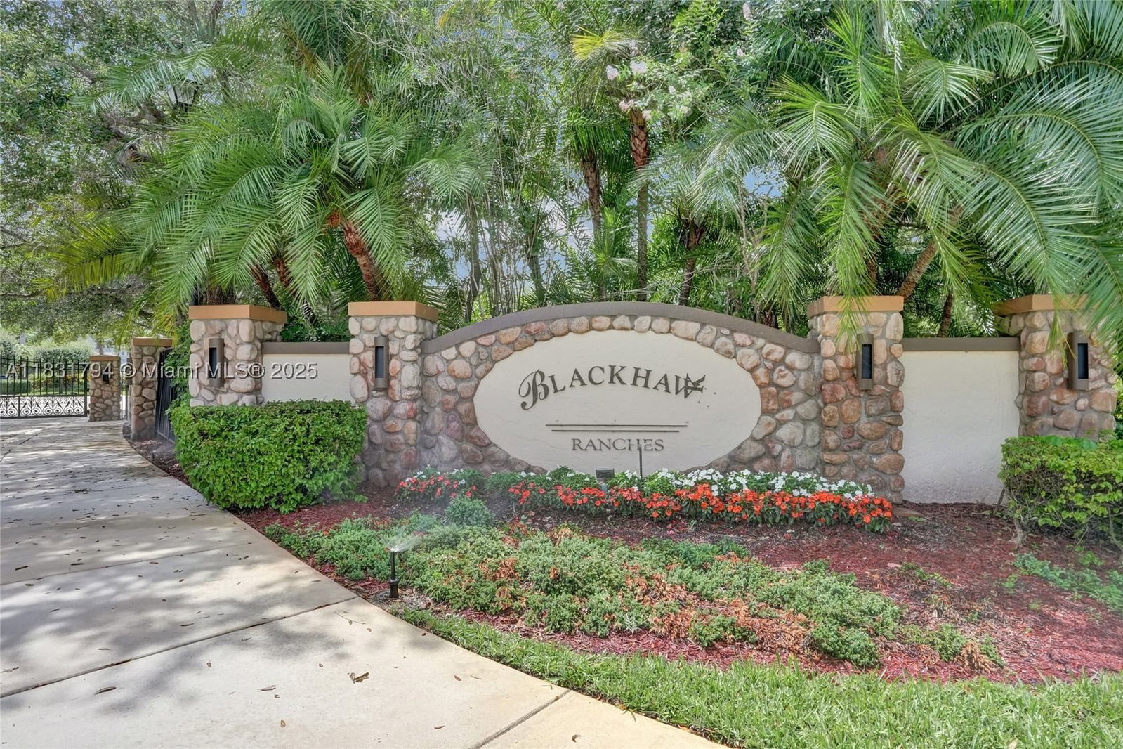 Real estate property located at 11056 Blackhawk Blvd, Broward, Blackhawk Ranches, Davie, FL