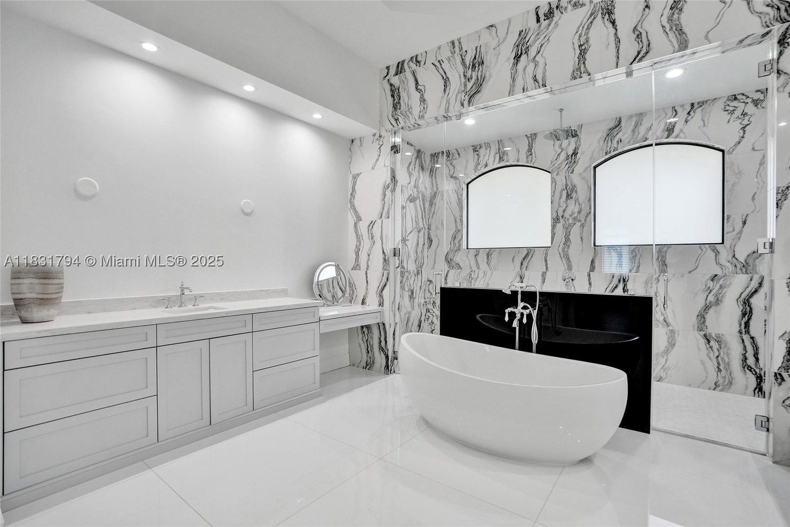 Real estate property located at 11056 Blackhawk Blvd, Broward, Blackhawk Ranches, Davie, FL