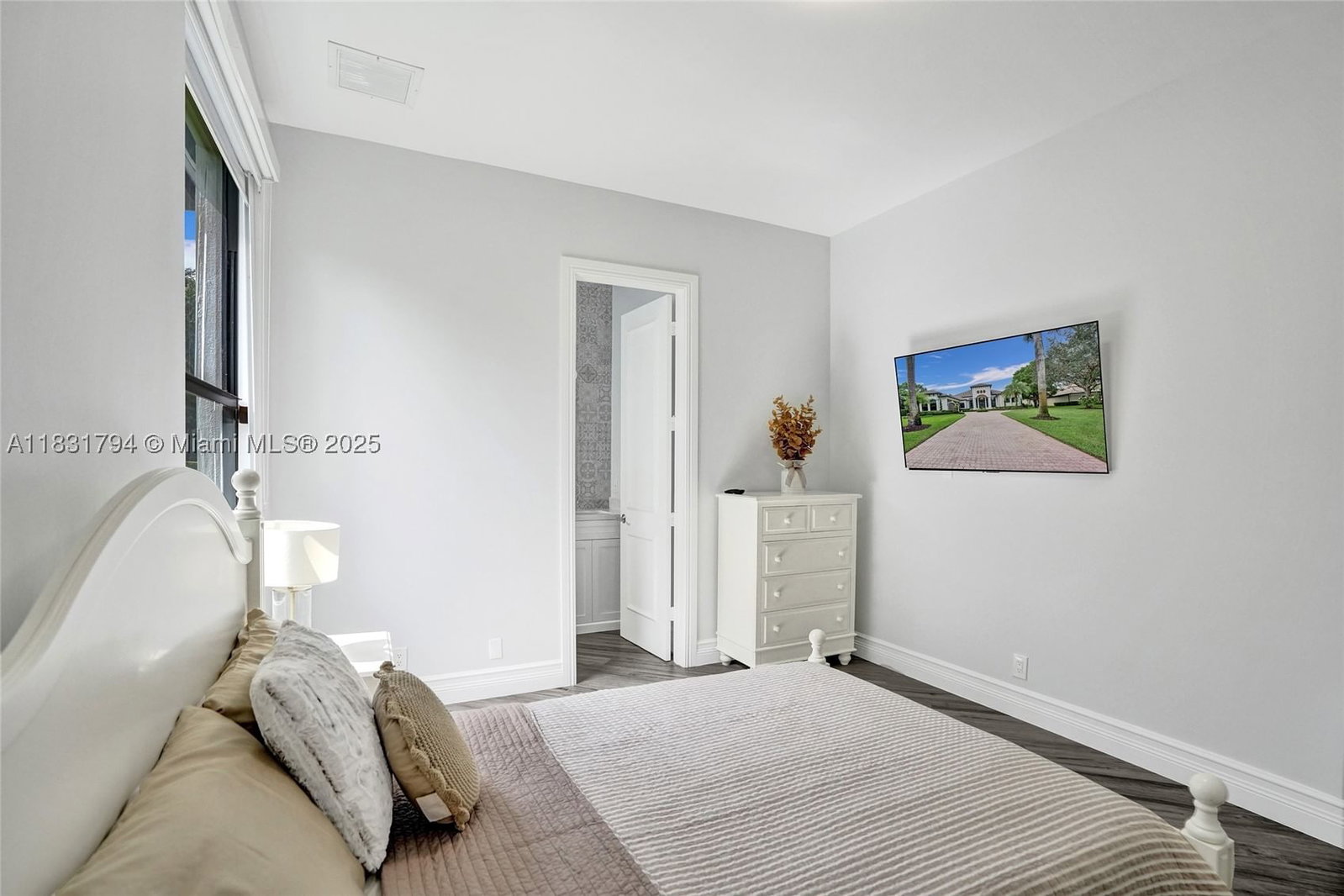 Real estate property located at 11056 Blackhawk Blvd, Broward, Blackhawk Ranches, Davie, FL