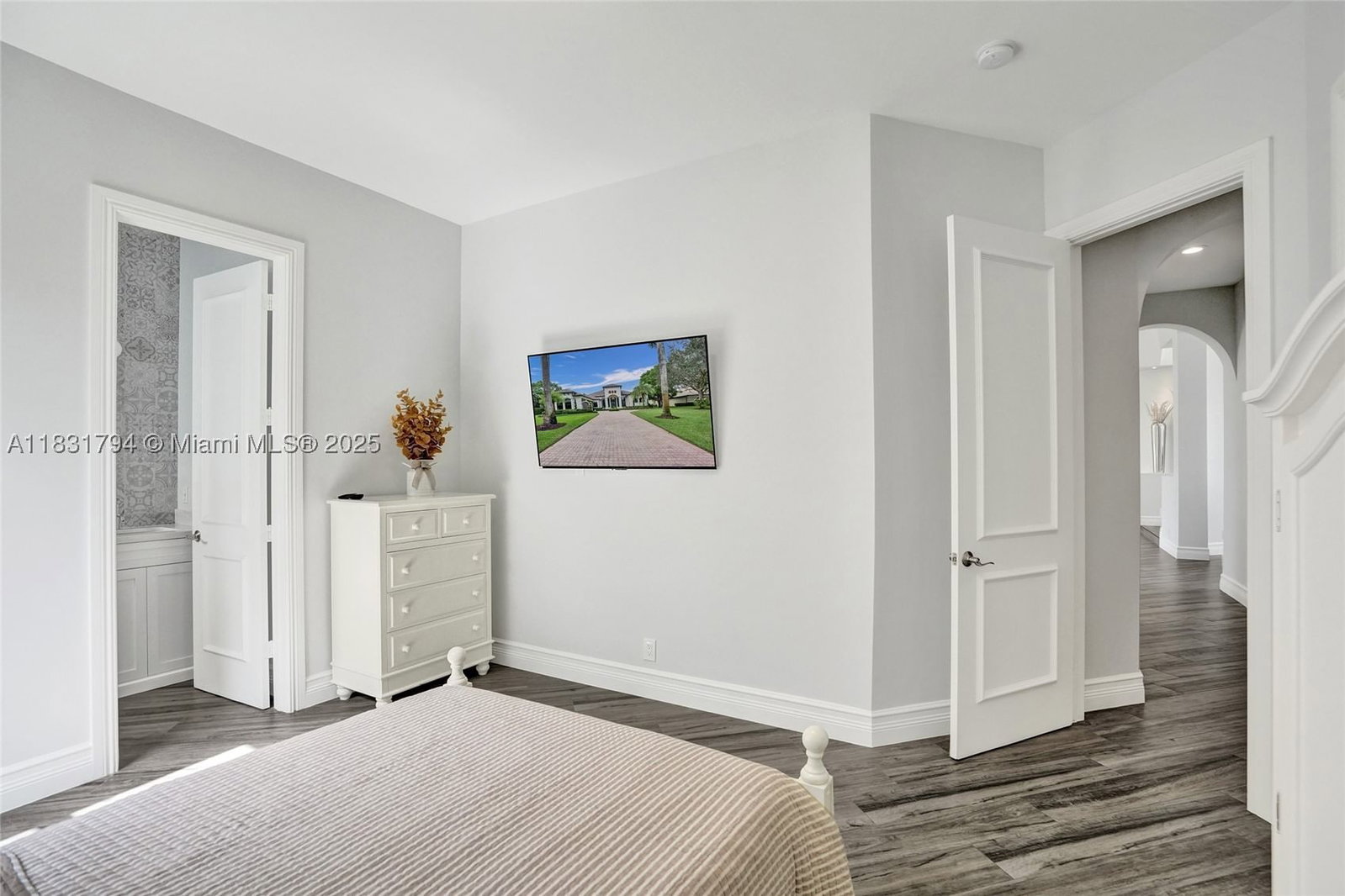 Real estate property located at 11056 Blackhawk Blvd, Broward, Blackhawk Ranches, Davie, FL