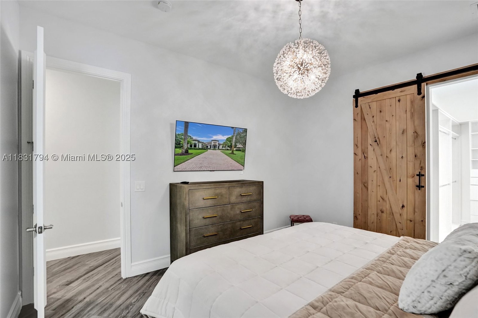 Real estate property located at 11056 Blackhawk Blvd, Broward, Blackhawk Ranches, Davie, FL