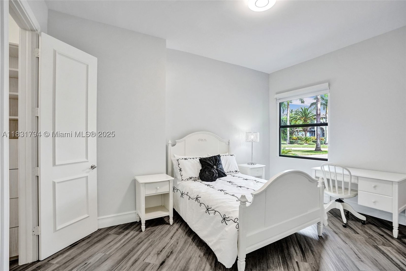 Real estate property located at 11056 Blackhawk Blvd, Broward, Blackhawk Ranches, Davie, FL