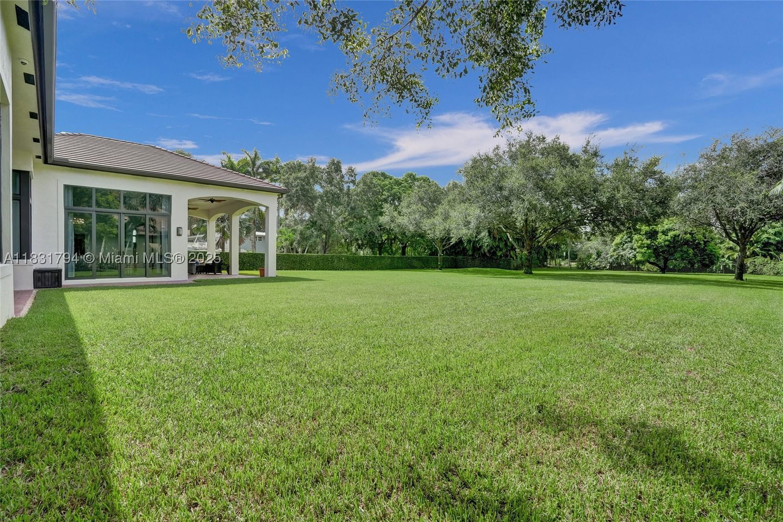 Real estate property located at 11056 Blackhawk Blvd, Broward, Blackhawk Ranches, Davie, FL