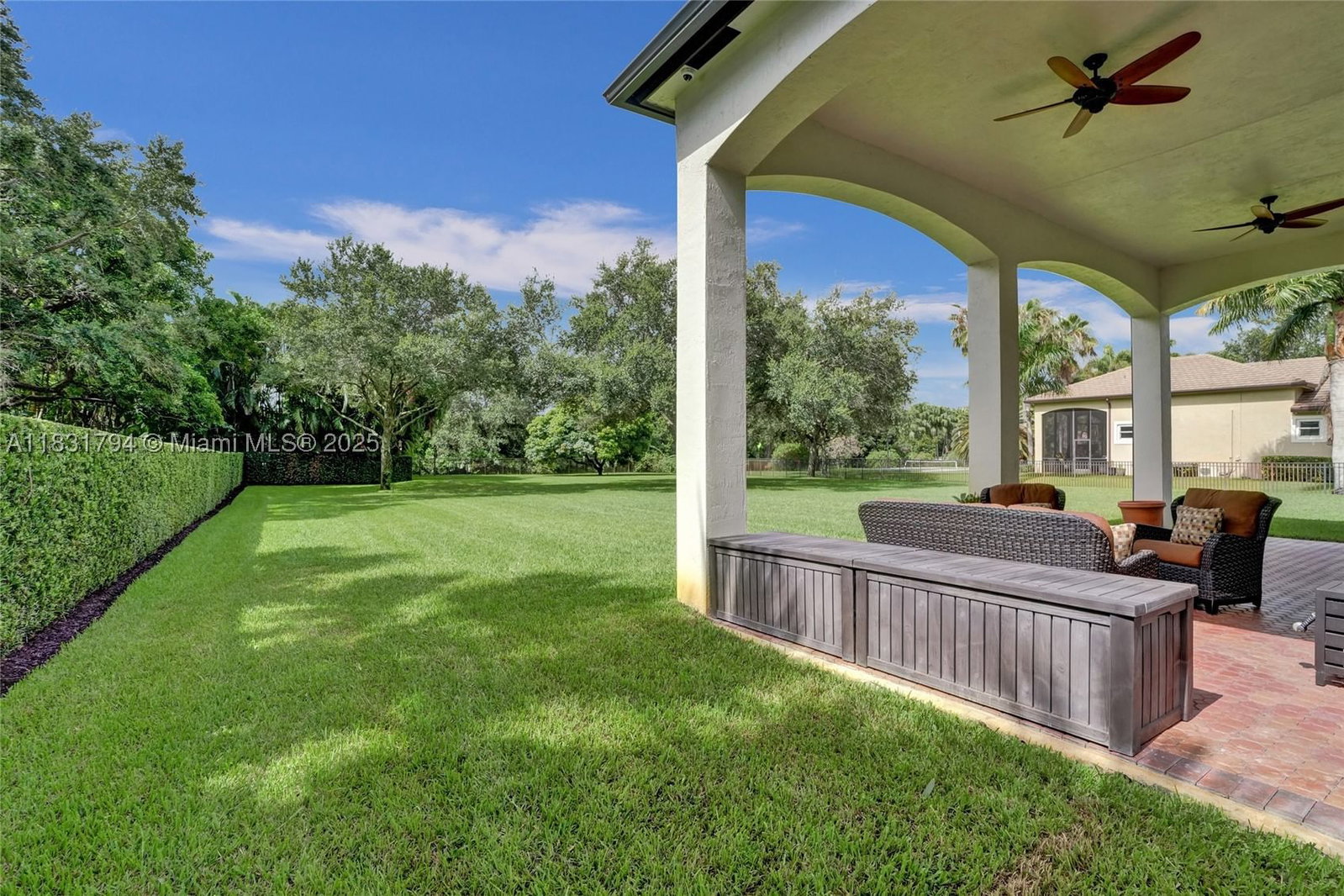 Real estate property located at 11056 Blackhawk Blvd, Broward, Blackhawk Ranches, Davie, FL