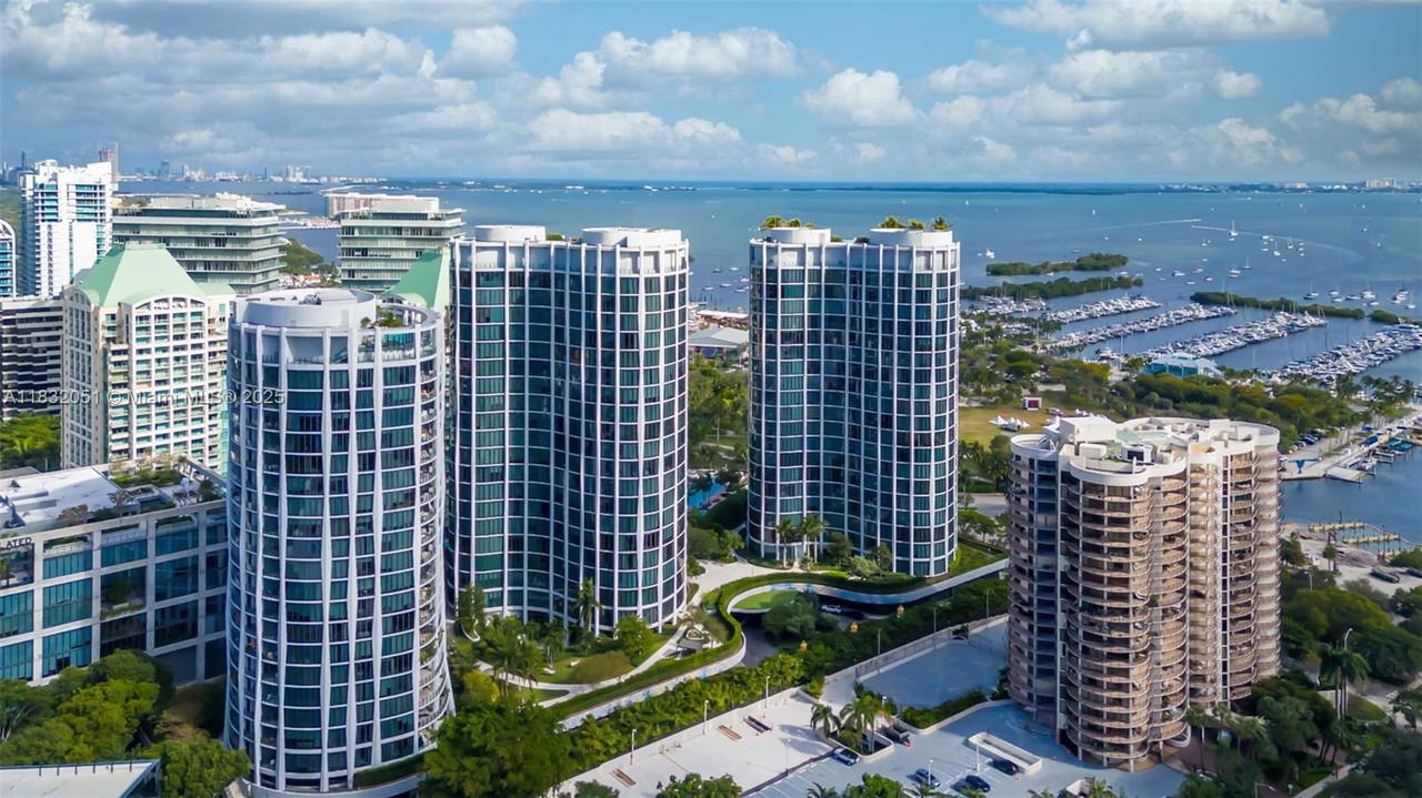 Real estate property located at 2811 Bayshore Dr #4A, Miami-dade, C.g.b. Subdivision, Miami, FL