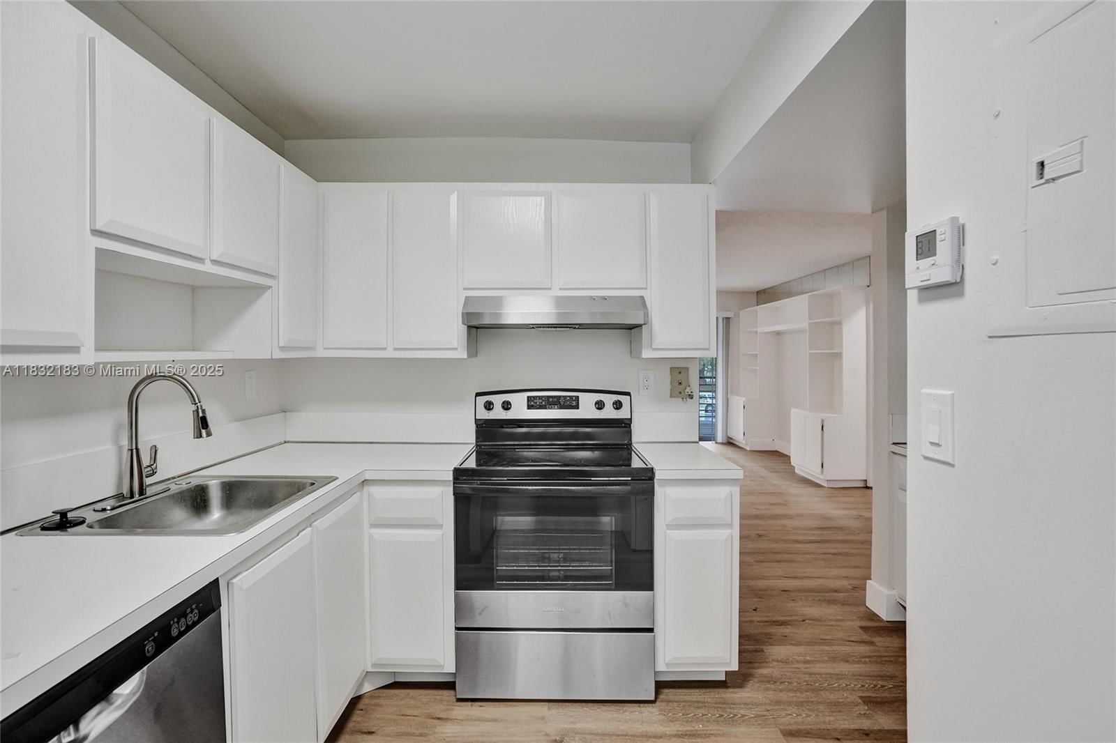 Real estate property located at 303 Gardens Dr #203, Broward, Gardens North Six Condo, Pompano Beach, FL
